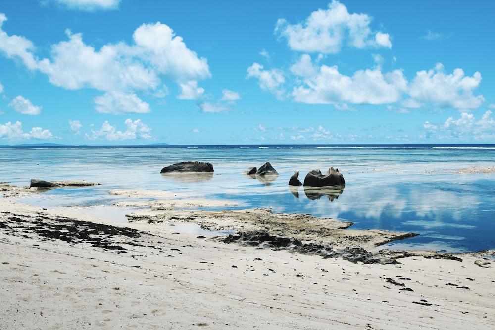 Crown Beach Hotel Seychelles Pointe Au Sel Zewnętrze zdjęcie